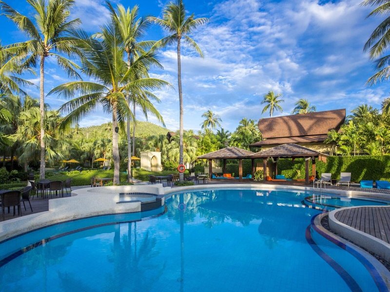 TUI BLUE The Passage Pool