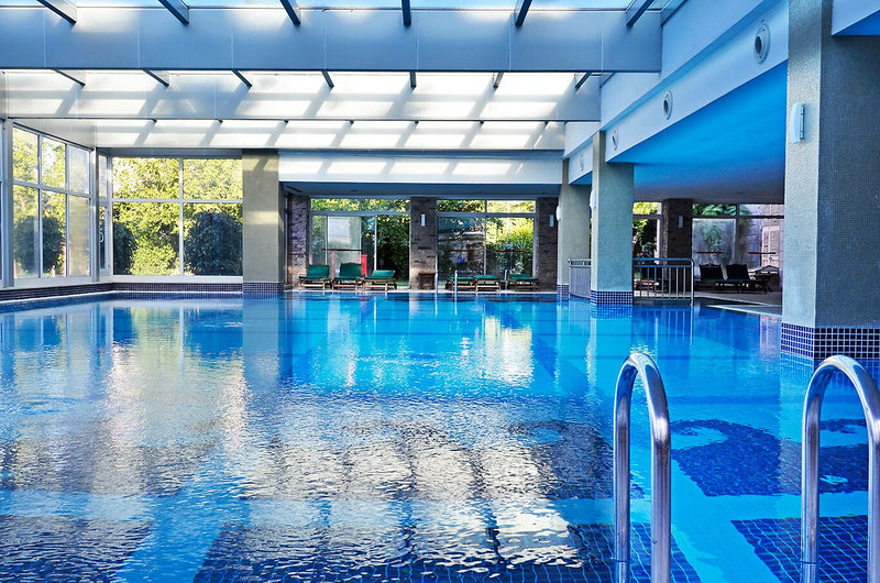 Trendy Aspendos Beach Pool Innen