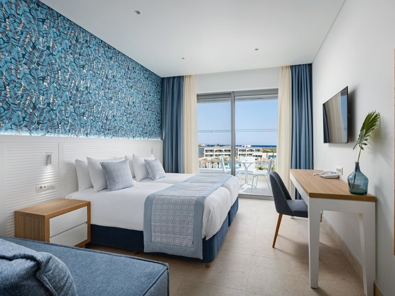 TKC Blue Lagoon Queen Zimmer
